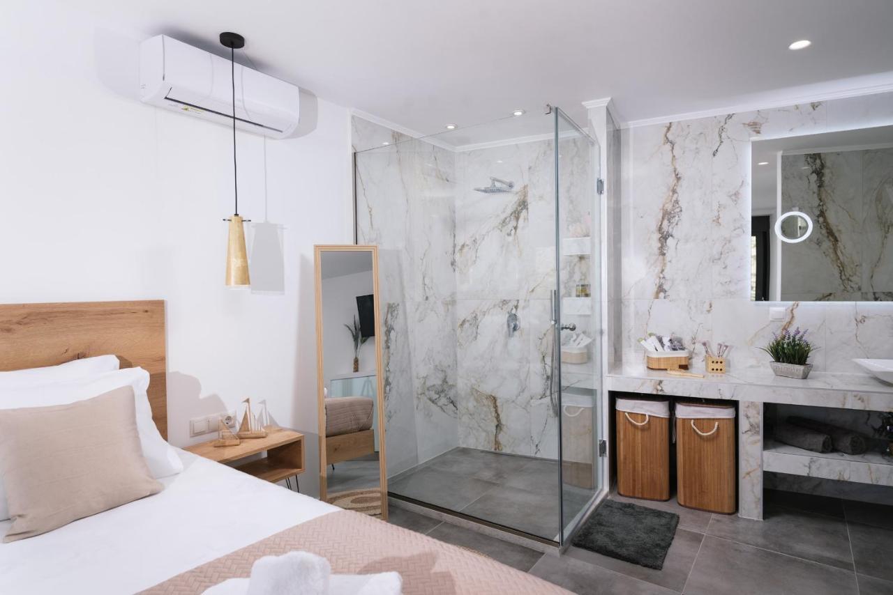 Aphrodite Luxury Accommodation マタラ エクステリア 写真